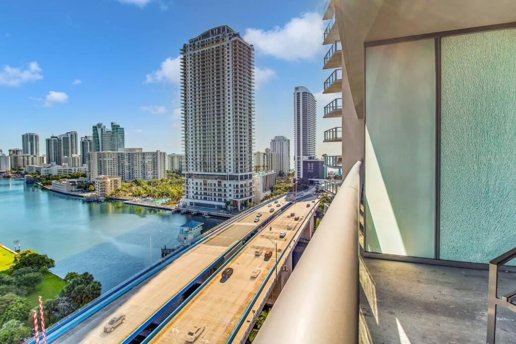 Ocean View 2Br 2Bth Hallandale Beach Miami Ft Lauderdale מראה חיצוני תמונה