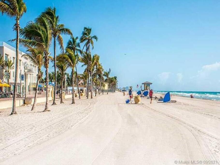 Ocean View 2Br 2Bth Hallandale Beach Miami Ft Lauderdale מראה חיצוני תמונה