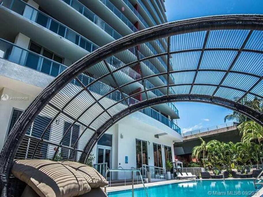 Ocean View 2Br 2Bth Hallandale Beach Miami Ft Lauderdale מראה חיצוני תמונה